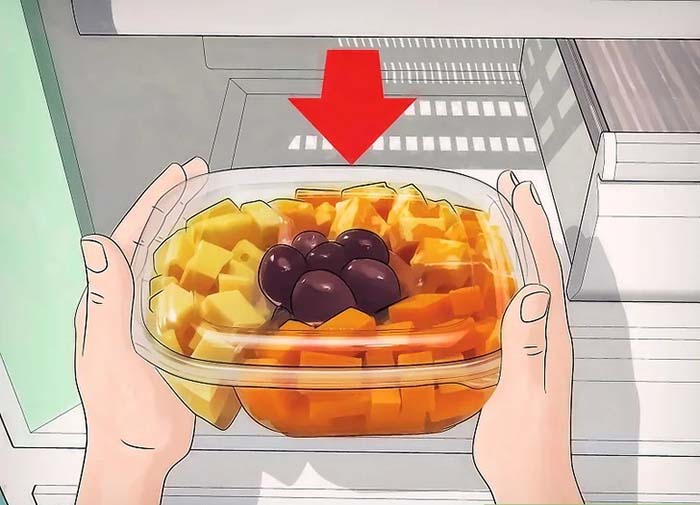 خارج کردن مواد غذایی پیش از حمل یخچال